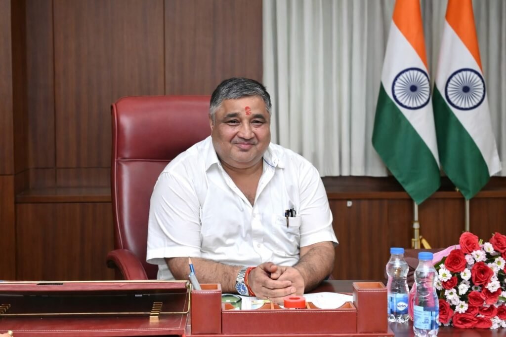 सेवा के 25 वर्ष: जनकल्याण, सुशासन और विकसित भारत के संकल्प की प्रेरक यात्रा… प्रधानमंत्री श्री नरेन्द्र मोदी के 25 वर्षों का सेवाकाल राष्ट्र निर्माण और जनकल्याण को समर्पित. राजेश अग्रवाल.