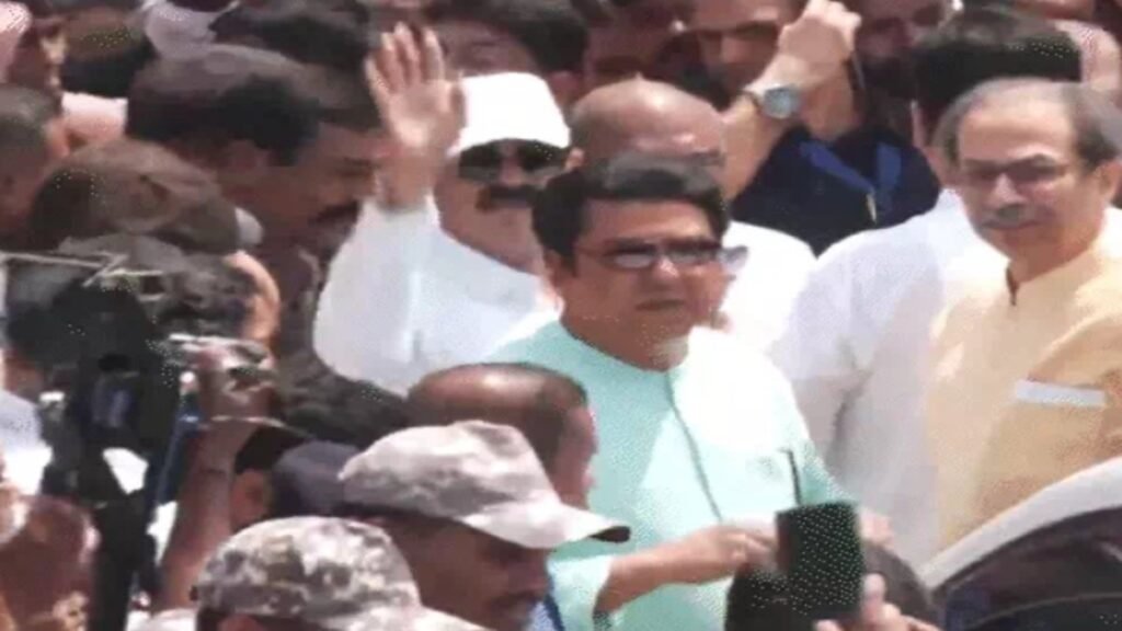 Uddhav and Raj Thackeray’s protest against Gyanesh Kumar : ज्ञानेश कुमार के इस्तीफे की मांग, SIR रद्द करने की उठी आवाज