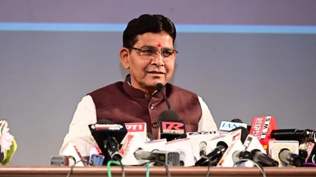 तहसीलदार के निलंबन पर मंत्री टंकराम वर्मा का सख्त रुख, बोले- लापरवाही बर्दाश्त नहीं होगी